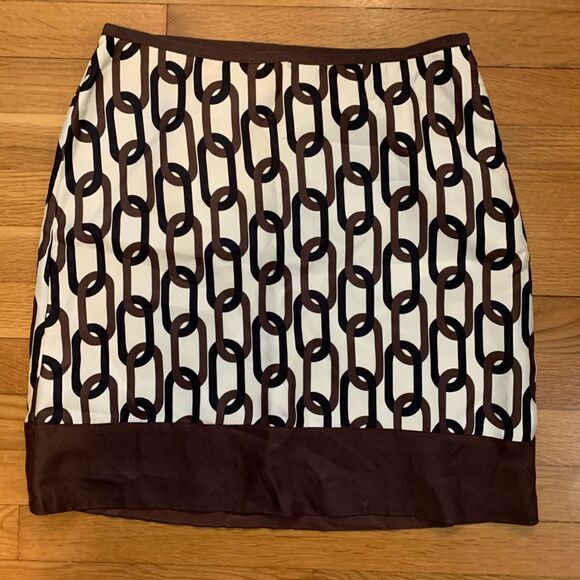 Banana Republic size 4 skirt - Picture 4 of 4